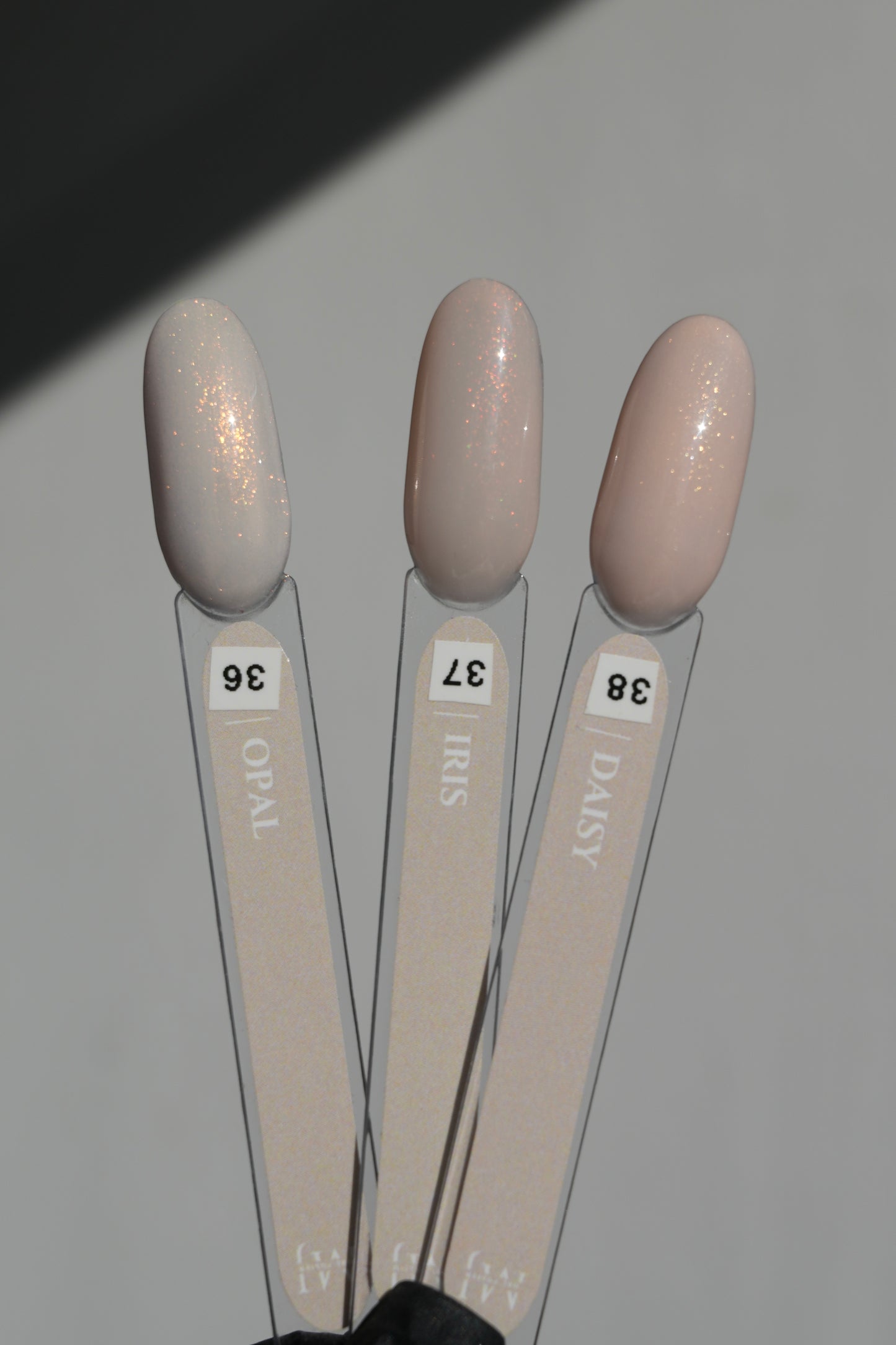 Iris MJ Gel Polish