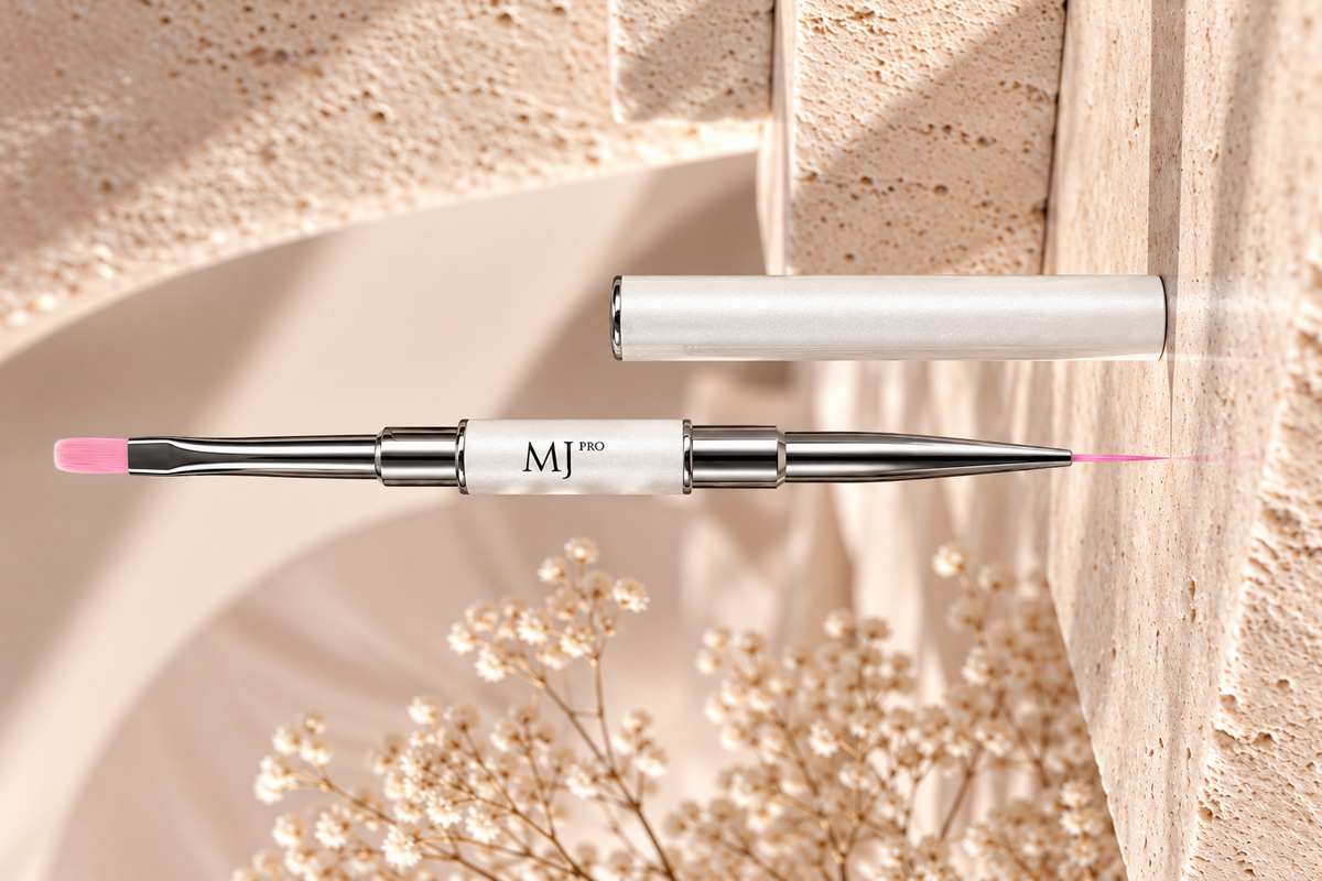 2-in-1 Dual-Ended Nail Brush